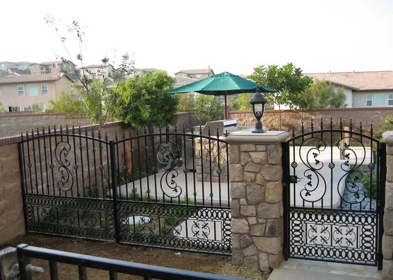 Residential Custom Iron Fence & Gate