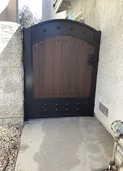Bronze Iron Gate with Denali wood Chino Hills CA