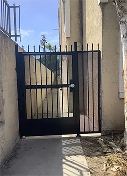 Iron Gate with Spears and Screen for Apartment Complex