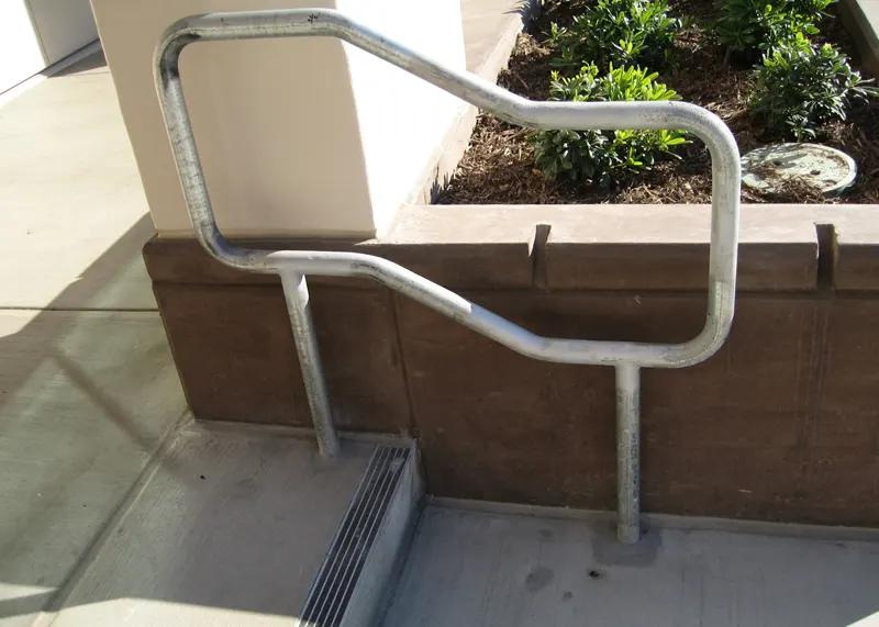 Modern Stair Steel Railing Installation